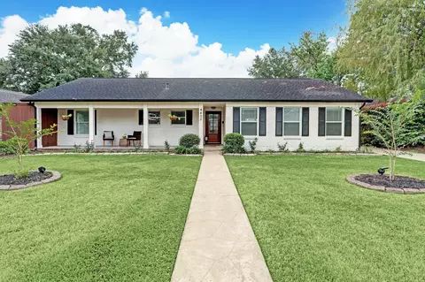 4405 Tonawanda Dr, Houston, TX 77035