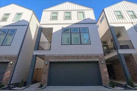 760 W Donovan St, Houston, TX 77091