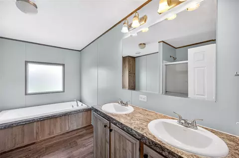 Bath - 17680 Old Highway 105 E, Conroe, TX 77306 photo 4 of 6