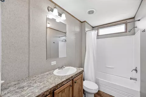 Bath - 17680 Old Highway 105 E, Conroe, TX 77306 photo 6 of 6