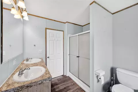 Bath - 17680 Old Highway 105 E, Conroe, TX 77306 photo 1 of 6