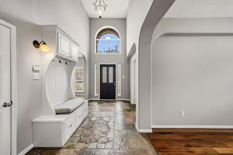 Entry Way - 9202 Fernwillow Dr, Spring, TX 77379 photo 3 of 5