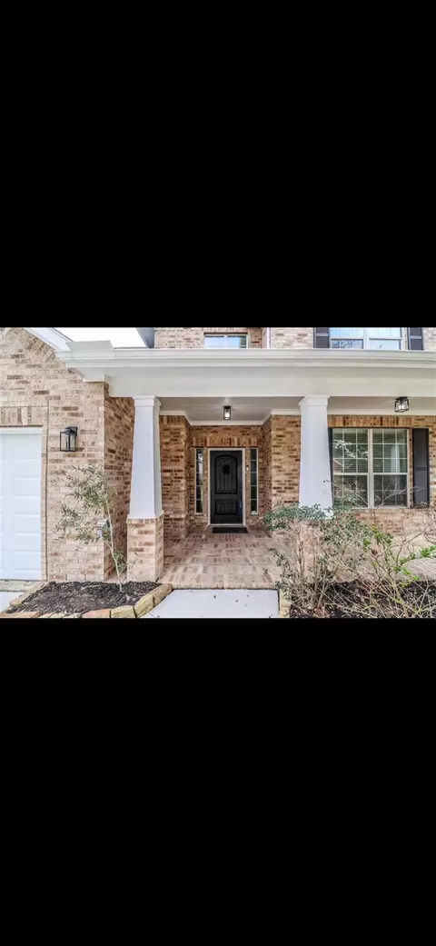 18027 Oakridge Canyon Ln, Richmond, TX 77407