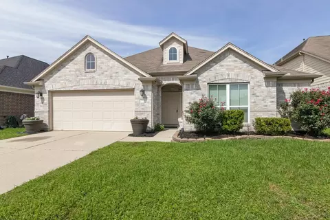 14522 Round Mountain Dr, Houston, TX 77090