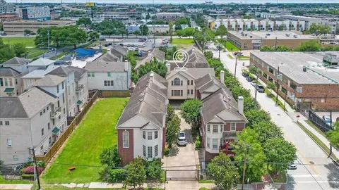 2263 Austin St, Houston, TX 77002
