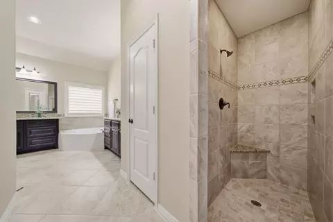 Bath - 28491 Rose Vervain Dr, Spring, TX 77386 photo 3 of 5