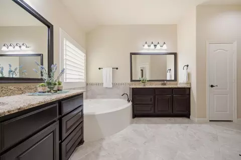 Bath - 28491 Rose Vervain Dr, Spring, TX 77386 photo 2 of 5