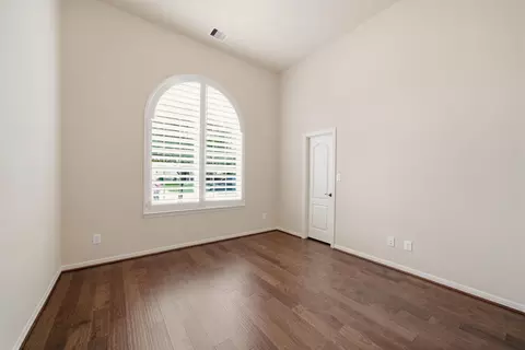 Bedroom - 28491 Rose Vervain Dr, Spring, TX 77386 photo 4 of 4