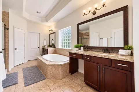 Bath - 2622 Blue Vervain Dr, Spring, TX 77386 photo 4 of 6