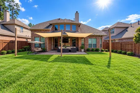 Exterior - 2622 Blue Vervain Dr, Spring, TX 77386 photo 4 of 7
