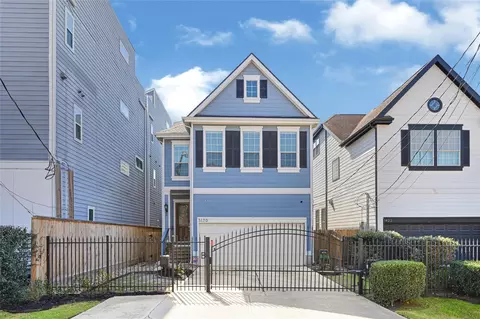 1420 W 26th St, Houston, TX 77008