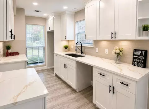 8622 Elm Lake Dr, Houston, TX 77083