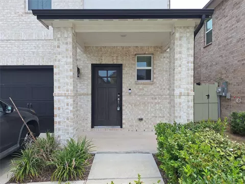 Exterior - 17610 Rosette Grass Dr, Conroe, TX 77385 photo 3 of 11