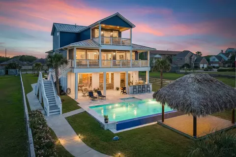 7220 Avenue N 12, Galveston, TX 77551