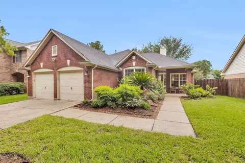 13839 Placid Brook Ct, Houston, TX 77059