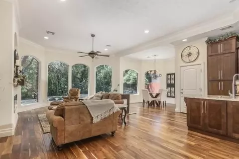 Living - 6511 Kodes Clay Ct, Spring, TX 77379 photo 2 of 3