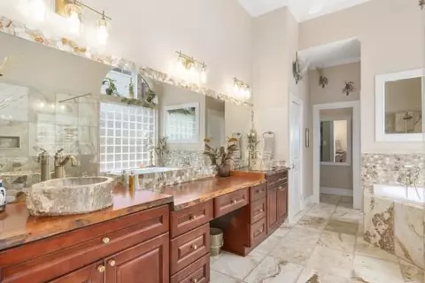 Bath - 6511 Kodes Clay Ct, Spring, TX 77379 photo 1 of 6