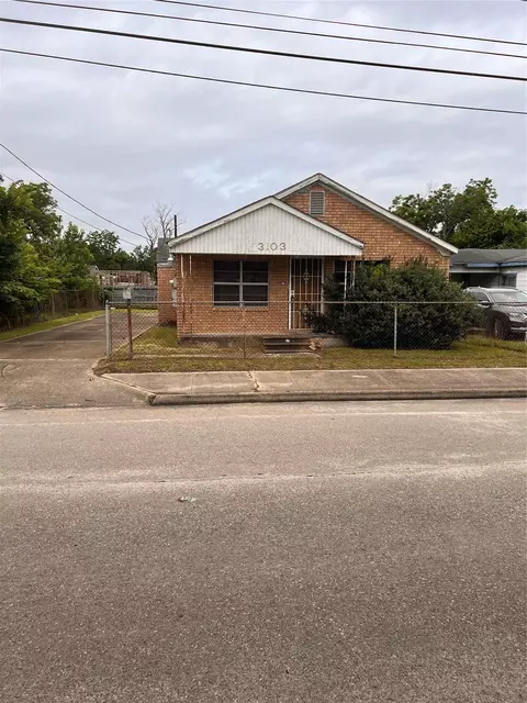 3103 Altoona, Houston, TX 77026
