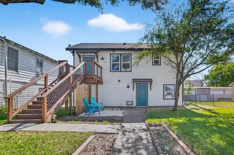 4925 Avenue N 12, Galveston, TX 77551