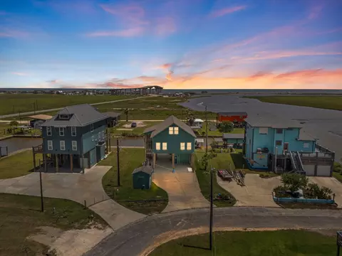 1301 County Road 209, Sargent, TX 77414
