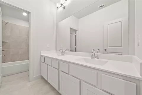 Bath - 4419 Ruby Garden Ct, Fulshear, TX 77441 photo 6 of 6