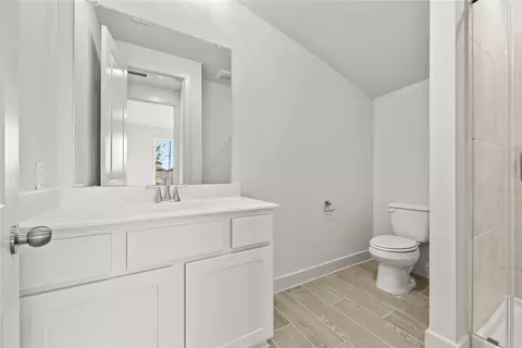 Bath - 4419 Ruby Garden Ct, Fulshear, TX 77441 photo 5 of 6