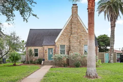 4323 Sherman Blvd, Galveston, TX 77550