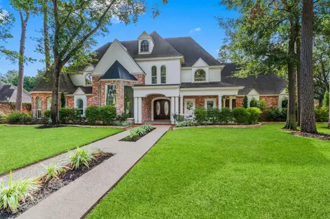 Exterior - 8911 Tranquil Park Dr, Spring, TX 77379 photo 3 of 7