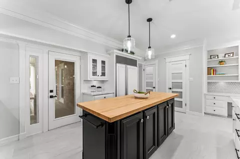 Kitchen - 8911 Tranquil Park Dr, Spring, TX 77379 photo 4 of 5