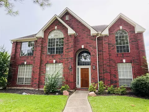 16619 Palisades Point Dr, Houston, TX 77059