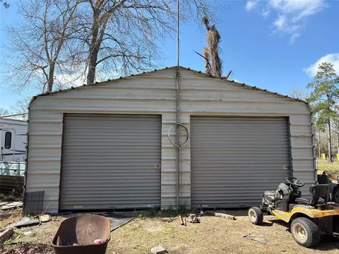 Other - 1821 E Beverly Dr, Shepherd, TX 77371 photo 3 of 9