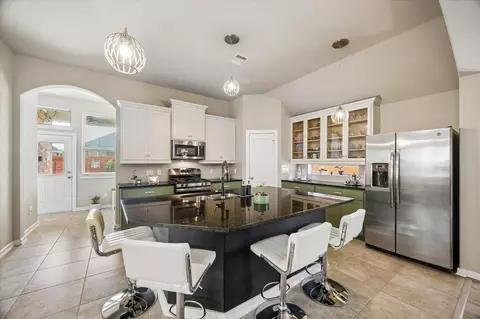 Kitchen - 17064 Easter Lily, Conroe, TX 77385 photo 3 of 4