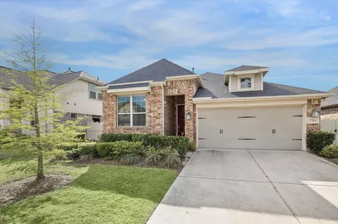 Exterior - 17064 Easter Lily, Conroe, TX 77385 photo 2 of 5
