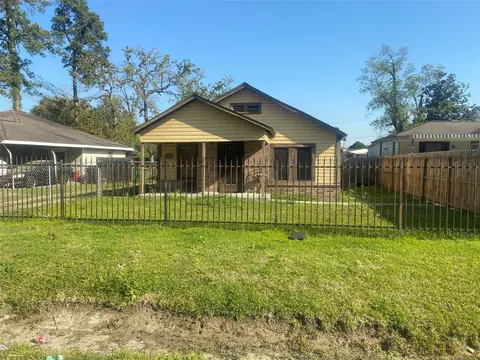 7205 S Hall St, Houston, TX 77028