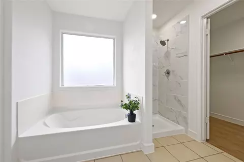 Bath - 23311 Leafstone Ln, Spring, TX 77373 photo 1 of 4