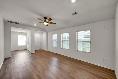 Living - 1710 Campos Ct, Conroe, TX 77301 photo 3 of 4