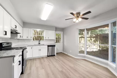 Kitchen - 23227 Wintergate Dr, Spring, TX 77373 photo 2 of 6
