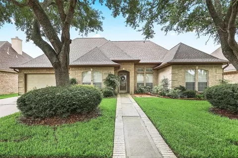 5122 Tidewater Ct, Pasadena, TX 77505