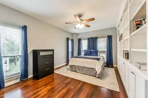 Bedroom - 3100 Massengale Ln, Webster, TX 77598 photo 4 of 5