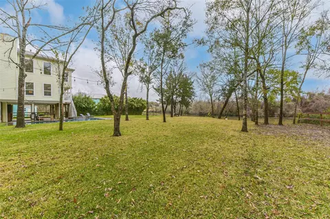 Exterior - 3100 Massengale Ln, Webster, TX 77598 photo 9 of 9