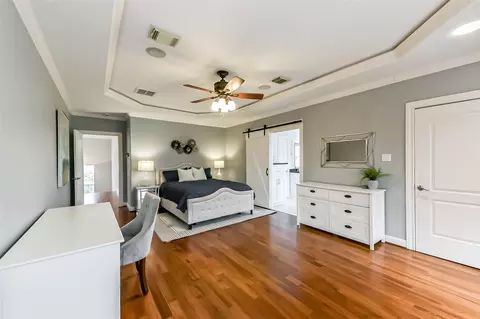 Bedroom - 3100 Massengale Ln, Webster, TX 77598 photo 1 of 5