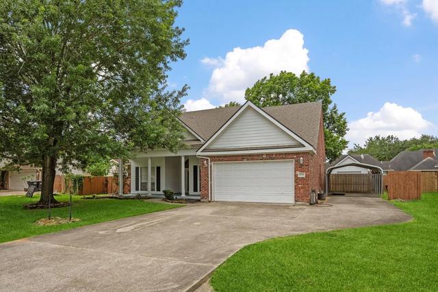 12315 E River Run East Dr, Mont Belvieu, TX 77523