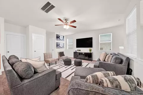 9207 Coleridge Dr, Rosharon, TX 77583