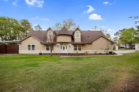 222 Valley Dr, Conroe, TX 77303 photo 1