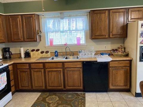9306 Bampton Dr, Spring, TX 77379 photo 1