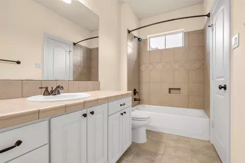 Bath - 27434 Whispering Maple Way, Spring, TX 77386 photo 6 of 6
