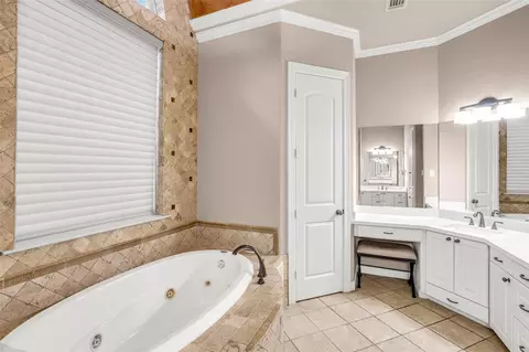 Bath - 27434 Whispering Maple Way, Spring, TX 77386 photo 4 of 6