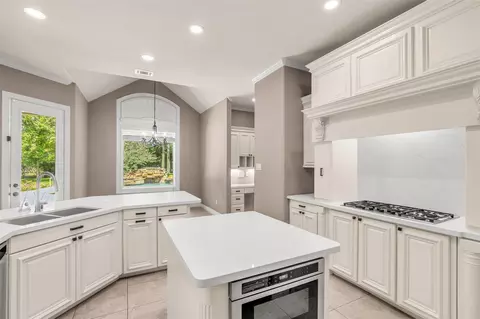 Kitchen - 27434 Whispering Maple Way, Spring, TX 77386 photo 2 of 3