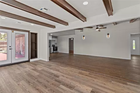 Living - 2304 Harper Dr, Pasadena, TX 77502 photo 2 of 4