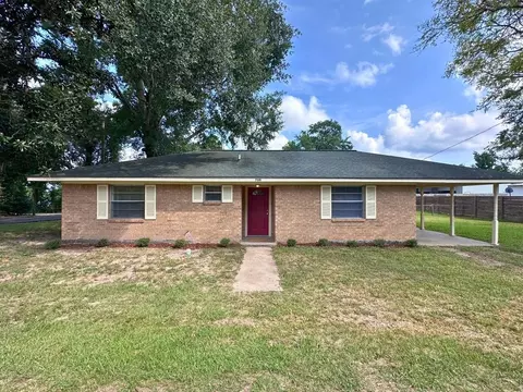 709 Baker St, Huntsville, TX 77340